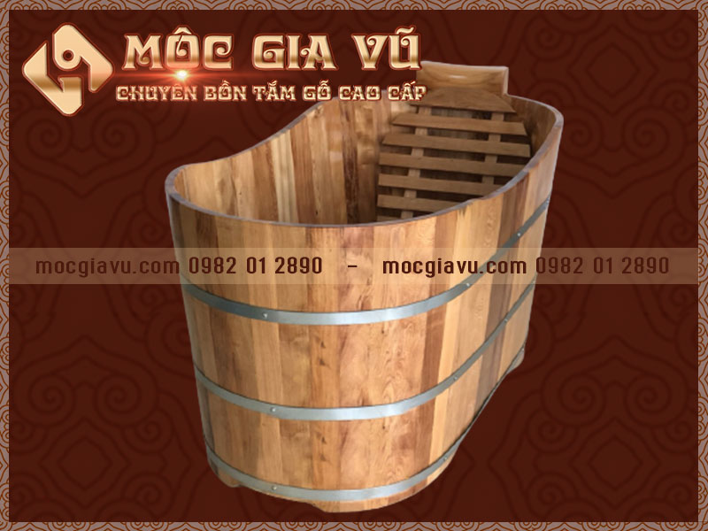 Mẫu thùng tắm gỗ hình bầu dục